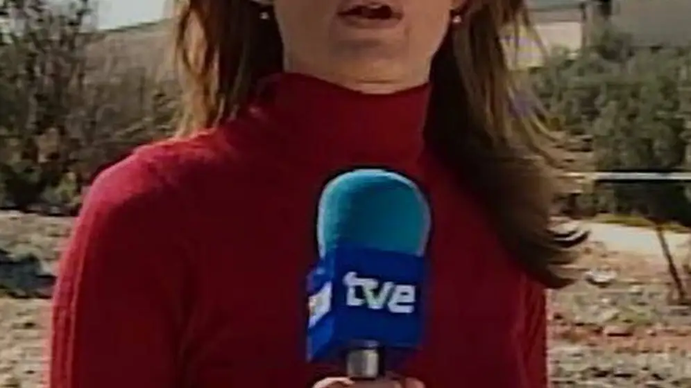 La Reina Letizia informa sobre el asesino de la baraja