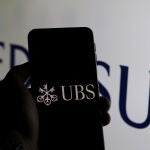 Economía/Finanzas.- (AMP) UBS culmina la adquisición de Credit Suisse