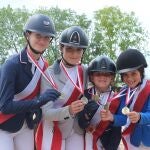 Podio de los medallistas de oro