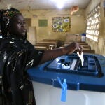 Malian nationals vote in the referendum on the new constitution of Mali