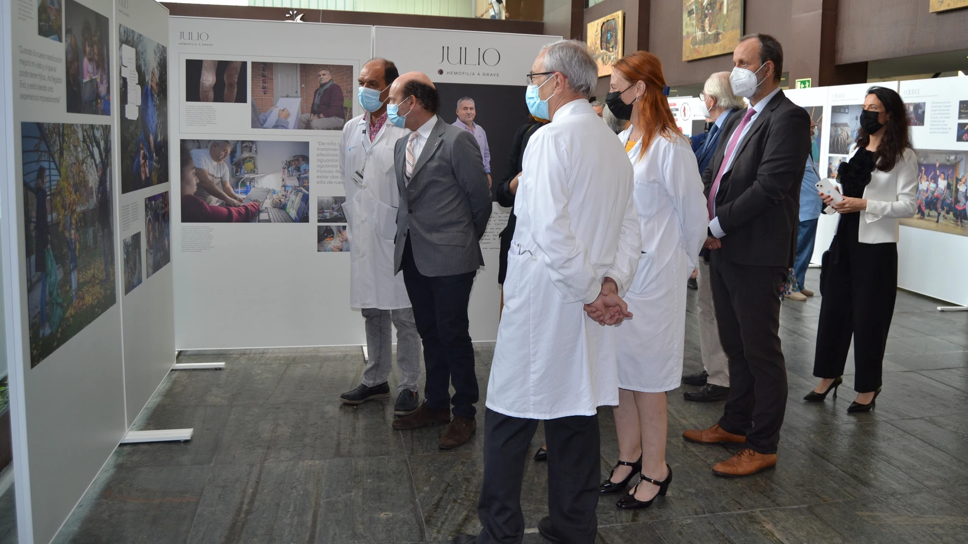 El Hospital Río Hortega acoge una exposición fotográfica para visibilizar la importancia de la innovación en hemofilia