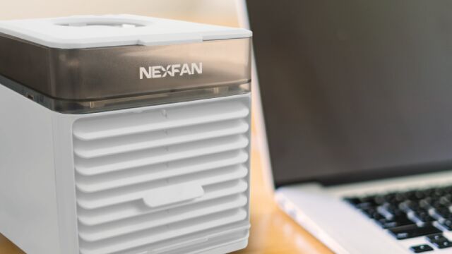 El revolucionario ventilador con hielos para teletrabajar sin gastar aire acondicionado 