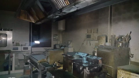Estado en el que quedó la cocina del restaurante