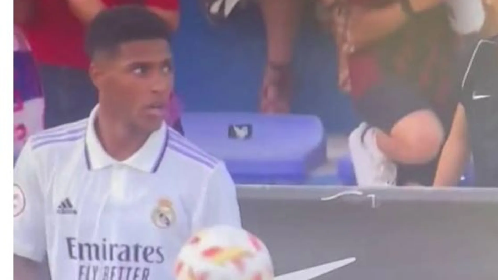 La reacción del jugador del Real Madrid tras ser insultado por su piel. "No te imaginas cuánto duele"