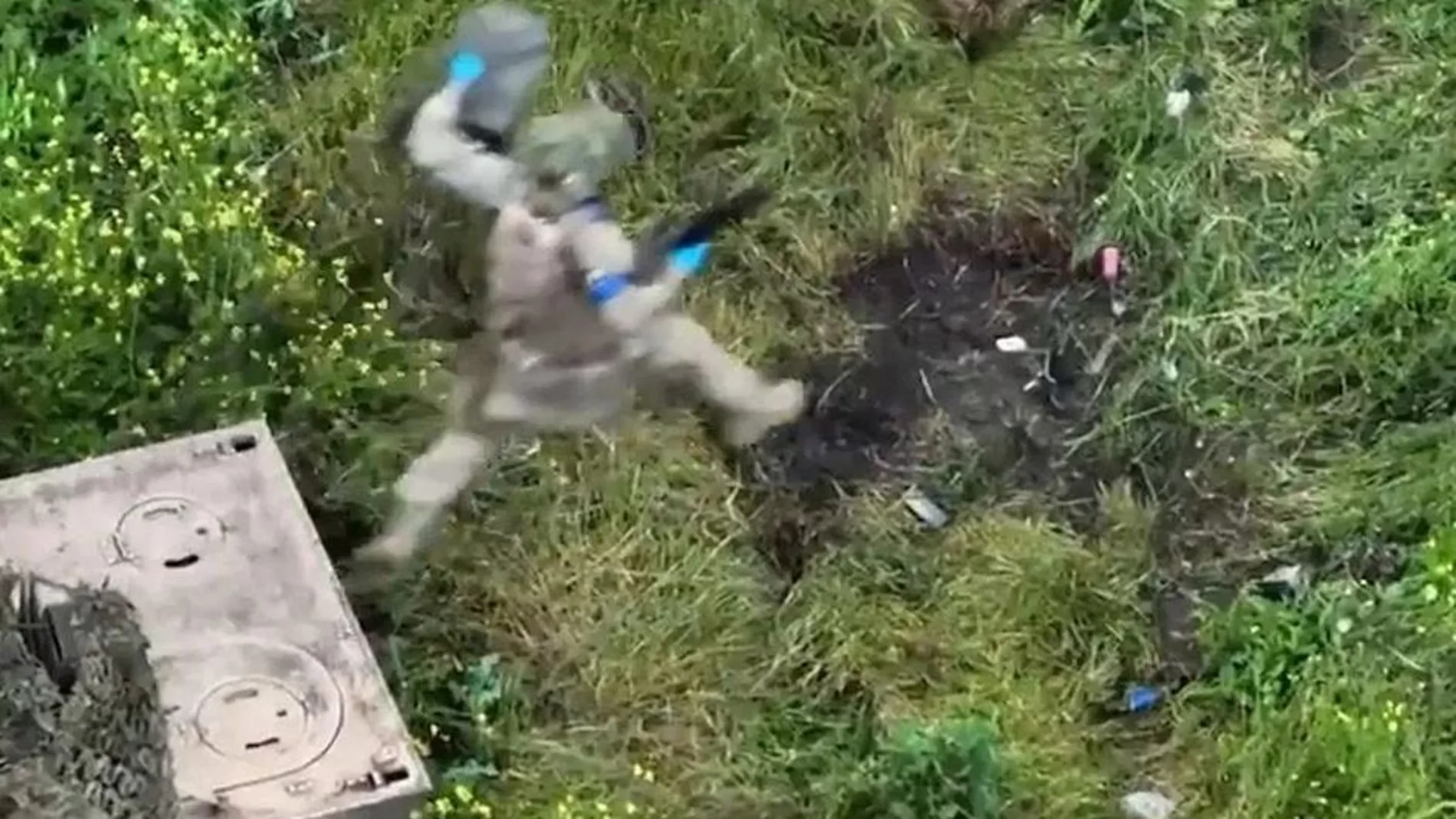 Un soldado ucraniano cae gravemente herido tras pisar una mina rusa
