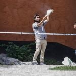 Un iraquí prende fuego a un Corán en una mezquita de Estocolmo