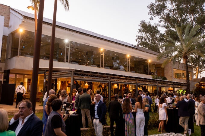 La puesta de largo del nuevo centro de eventos, exposiciones y restaurante El Esturión, de Coria del Río
