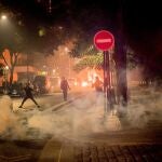 June 29, 2023, Paris 19th district (19th arrond, Ile-de-France (region, France: Rioting in a housing estate in the 19th arrondissement following the death of Nahel in Nanterre. Confrontation with police on Avenue de Flandre with fireworks.,Image: 786090241, License: Rights-managed, Restrictions: * Belgium, France and Russian Rights OUT *, Model Release: no, Credit line: Gerard Cambon / Zuma Press / ContactoPhoto Editorial licence valid only for Spain and 3 MONTHS from the date of the image, then delete it from your archive. For non-editorial and non-licensed use, please contact EUROPA PRESS. 29/06/2023