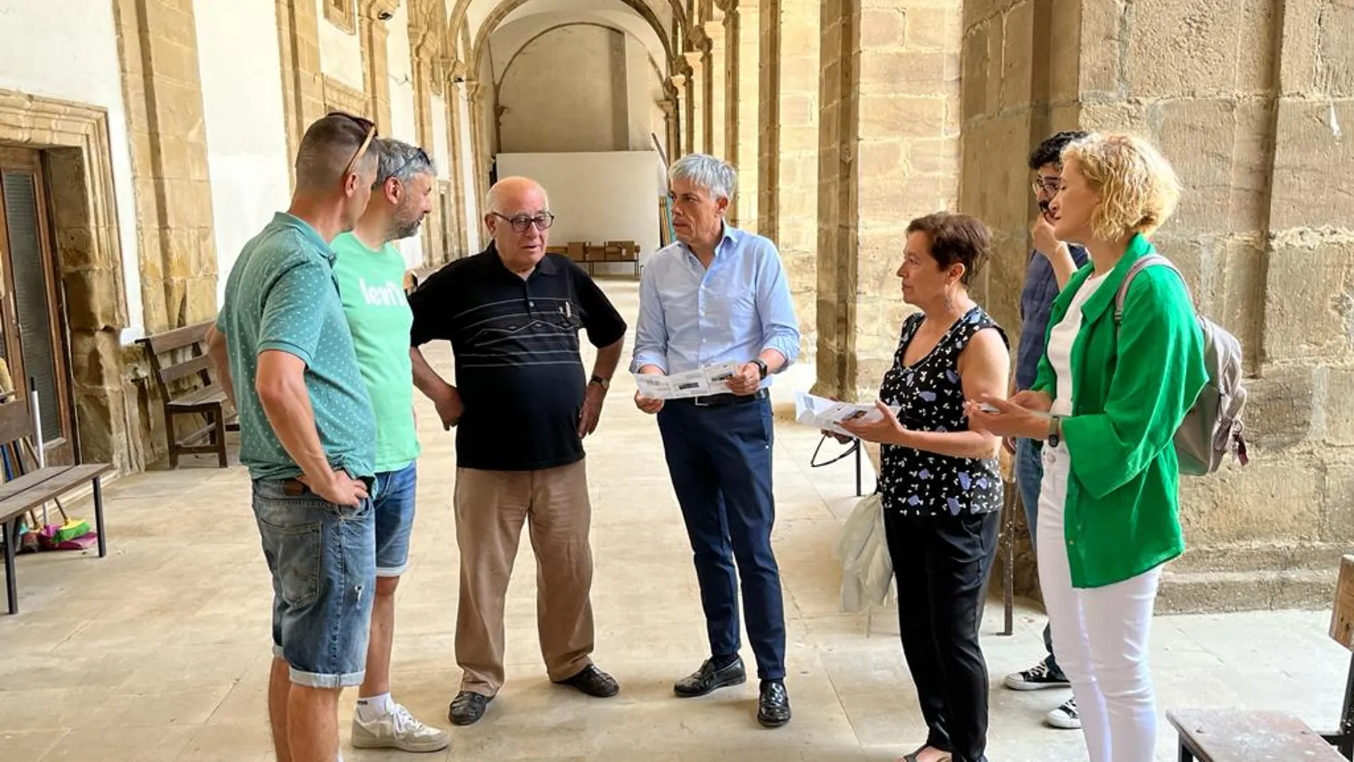 Concluye la restauración de las cubiertas del monasterio de Vega de Espinareda