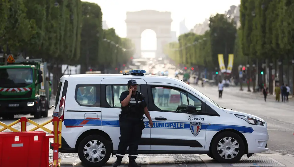 VÍDEO: Francia.- Las autoridades de Francia elevan a más de 150 los detenidos en la última noche de protestas