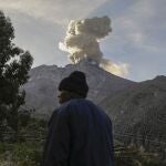 Perú declara estado de emergencia en área cercana al volcán Ubinas por "peligro inminente"