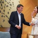 Carlos Mazón se reúne para avanzar en su investidura a la Presidencia de la Generalitat Valenciana