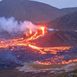 La erupción se produjo cerca de un pequeño monte llamado Litli Hrutur, en la península de Reykjanes