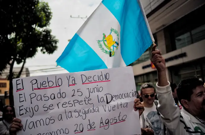Guatemala despeja el camino a la segunda vuelta de las presidenciales