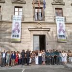 Minuto de silencio en Delegación tras el crimen de Antella: "Hay que llamarla por su nombre, violencia machista"