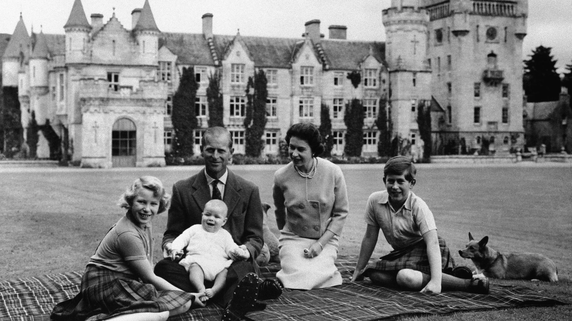 La familia real inglesa en Balmoral en una imagen de archivo