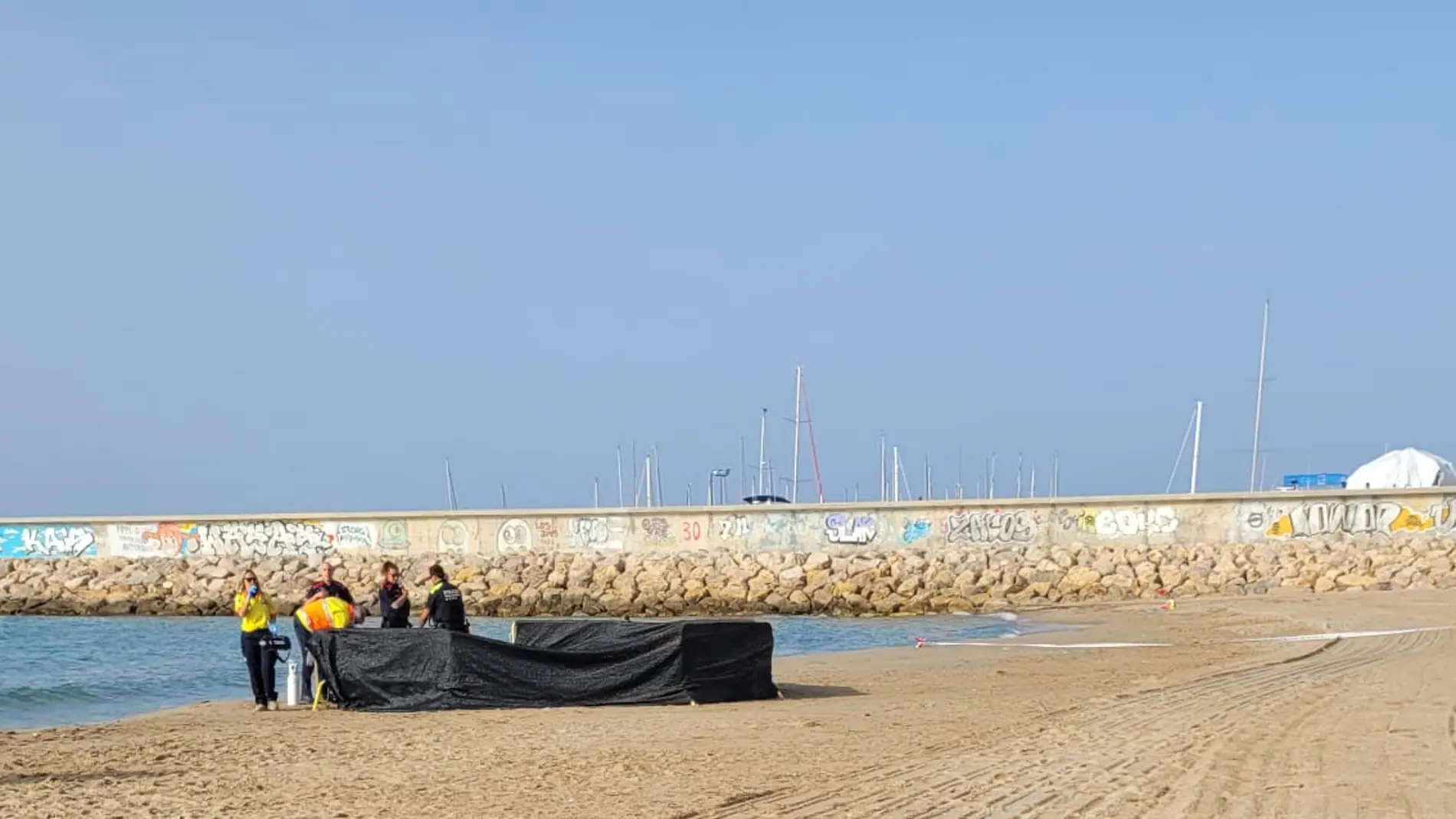 Localizan el cadáver de un niño "de unos dos años" en una playa de Tarragona
