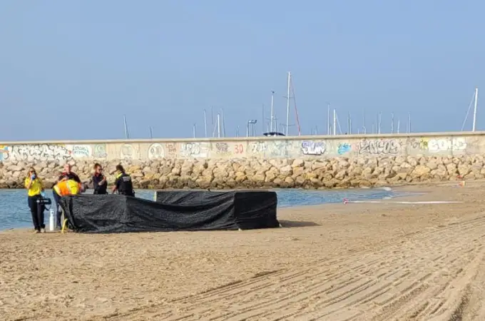 La bebé de 8 meses localizada sin vida en Tarragona viajaba en una patera que naufragó en abril 