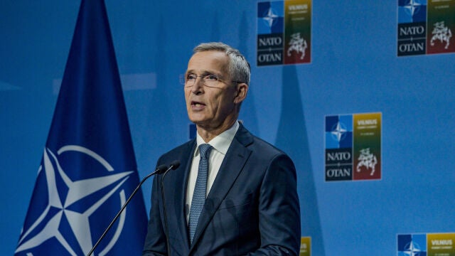 AMP.-OTAN.-Stoltenberg dice que aliados mandarán señal "clara y positiva" a Zelenski sobre la senda de Ucrania a la OTAN