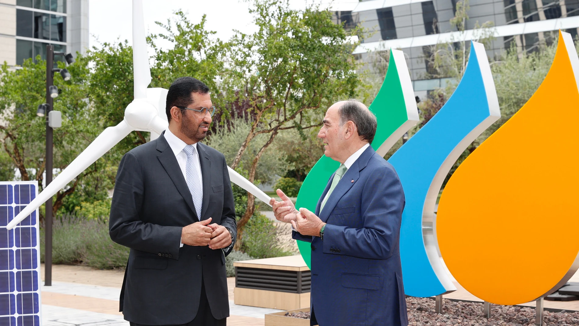 El presidente de Iberdrola, Ignacio Galán con el Dr. Sultán Al Jaber