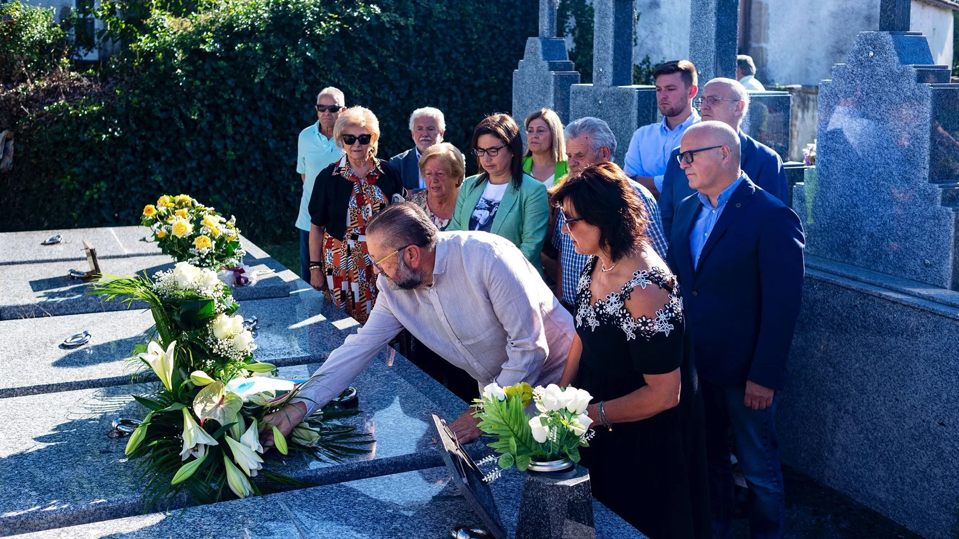 Homenaje a Miguel Ángel Blanco en el cementerio de Orense