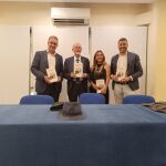 D. Ignacio Buqueras y Bach, expresidente del Círculo, presentó su libro “Cambó”