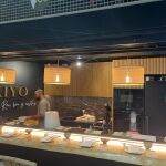 El restaurante Ukiyo está en uno de los puestos del Mercado Central de Alicante.