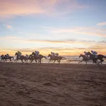 Carrera de caballos en la playa de Sanlúcar de Barrameda