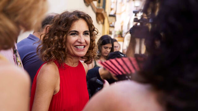 María Jesús Montero participa en un encuentro con el sector cultural (Sevilla)