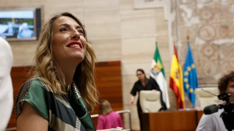 Guardiola agradece a Vox el "apoyo" para llevar a cabo el "gobierno del cambio" en Extremadura
