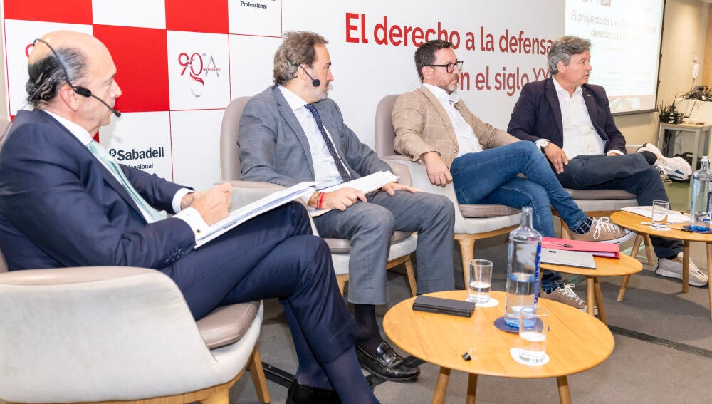 El Derecho A La Defensa No Es Patrimonio De Nadie, Y Es De Todos