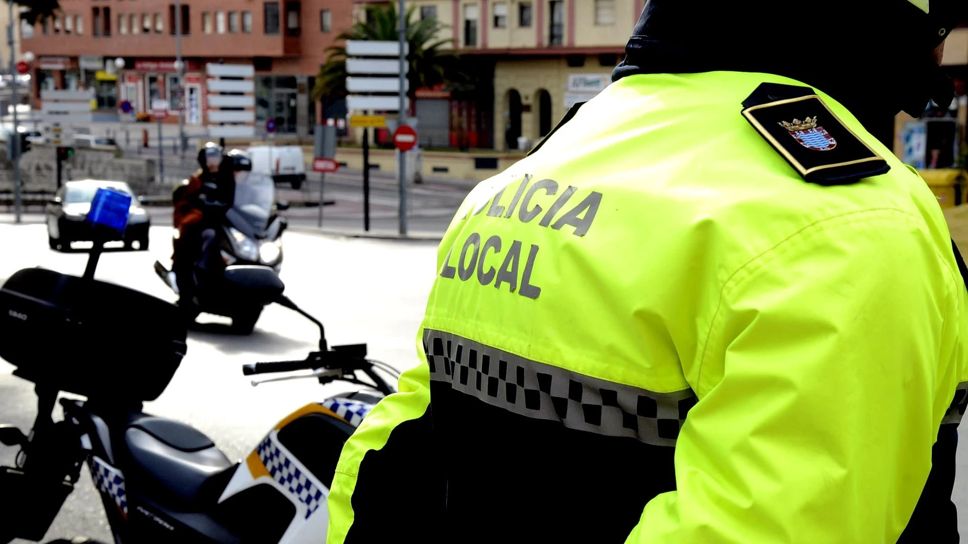 Un agente de la Policía Local de Jerez POLICÍA LOCAL DE JEREZ (Foto de ARCHIVO) 02/04/2021