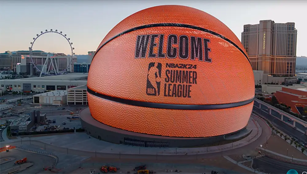 The Sphere, el increíble estadio esférico de 111 metros de alto que por fuera es una gigantesca pantalla LED.