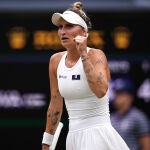 Tenis/Wimbledon.- Marketa Vondrousova logra su primer 'Grand Slam' en Wimbledon