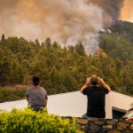 El incendio forestal en La Palma pasa a nivel 2 