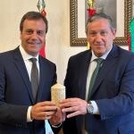 Javier Faúndez junto a Hernani Dias