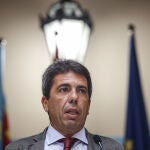 Mazón destaca que el nuevo gobierno valenciano ahorrará 3 millones de euros "en políticos"