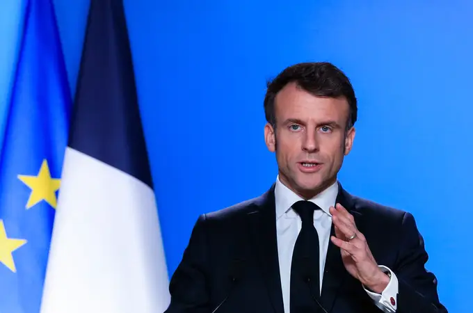 Macron reajusta sus prioridades tras la remodelación del Gobierno