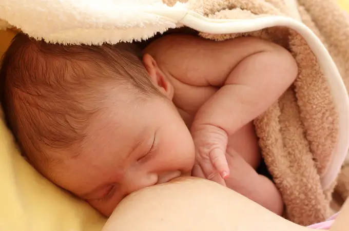 La leche materna potencia el sistema inmunitario de los bebés