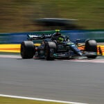 AV. Fórmula 1/GP Hungría.- Hamilton arrebata la 'pole' de Hungaroring a Verstappen por tres milésimas