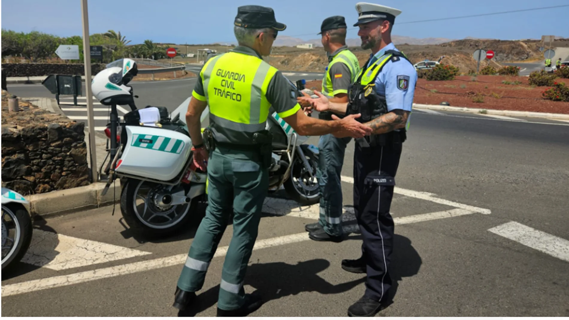 La Guardia Civil patrulla con agentes de otros países para proteger a los turistas en Canarias