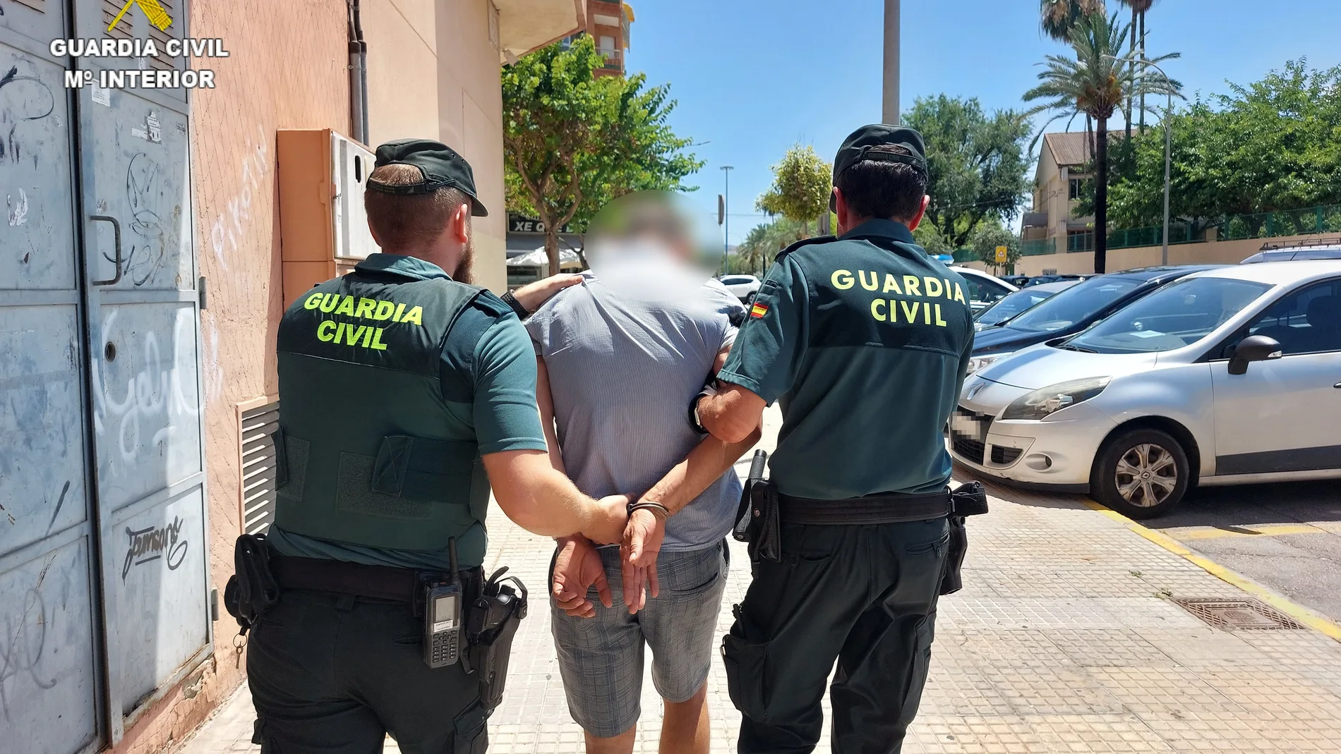 Detenido por agredir a su pareja y amenazarle con matarla y enterrarla con una pala