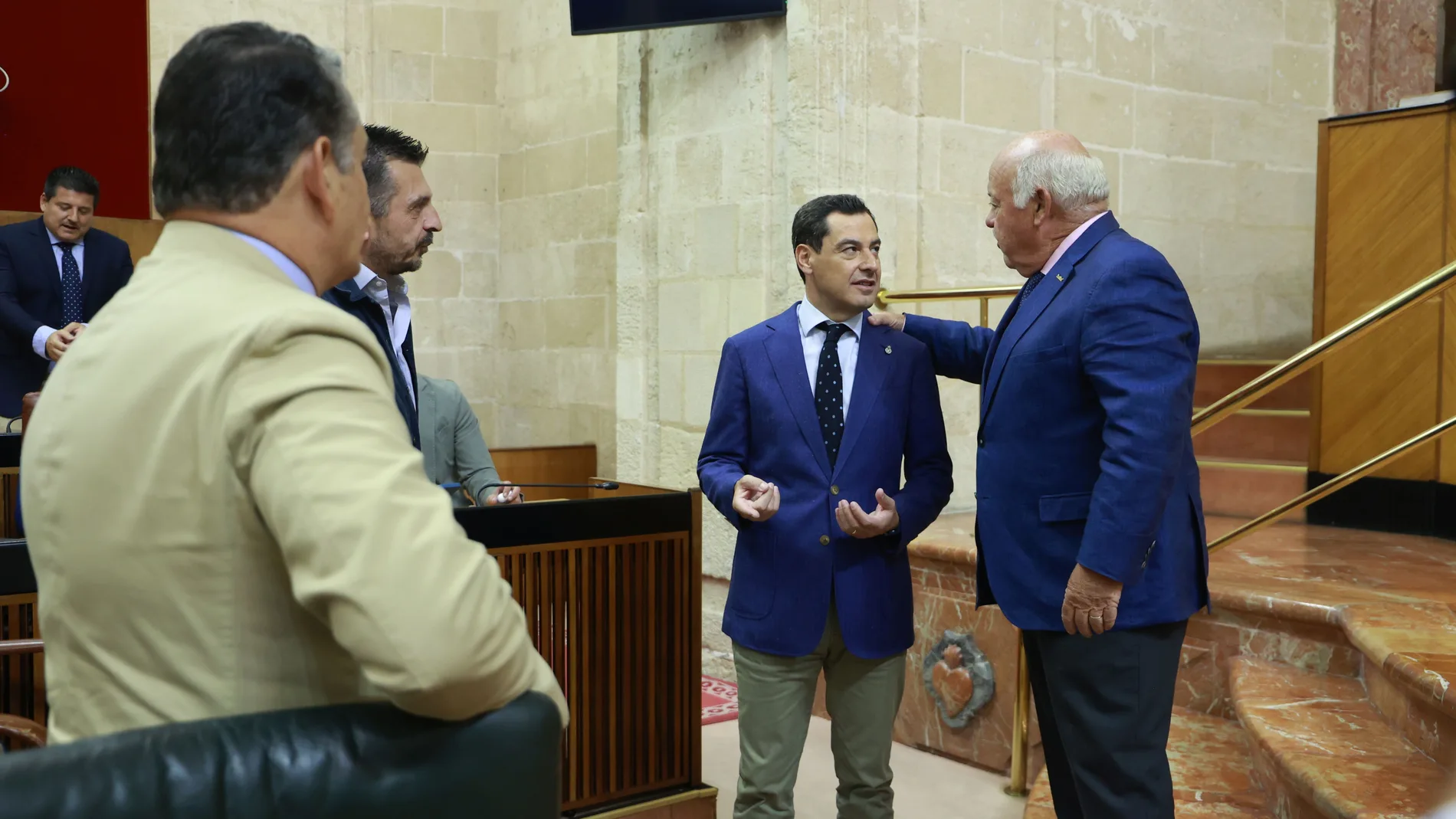 Moreno y Aguirre en el Parlamento