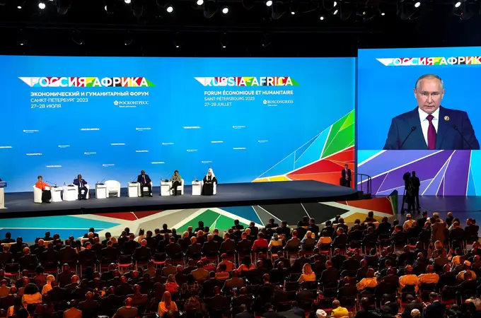 Vladimir Putin estrecha su relación con África en la II Cumbre Rusia-África