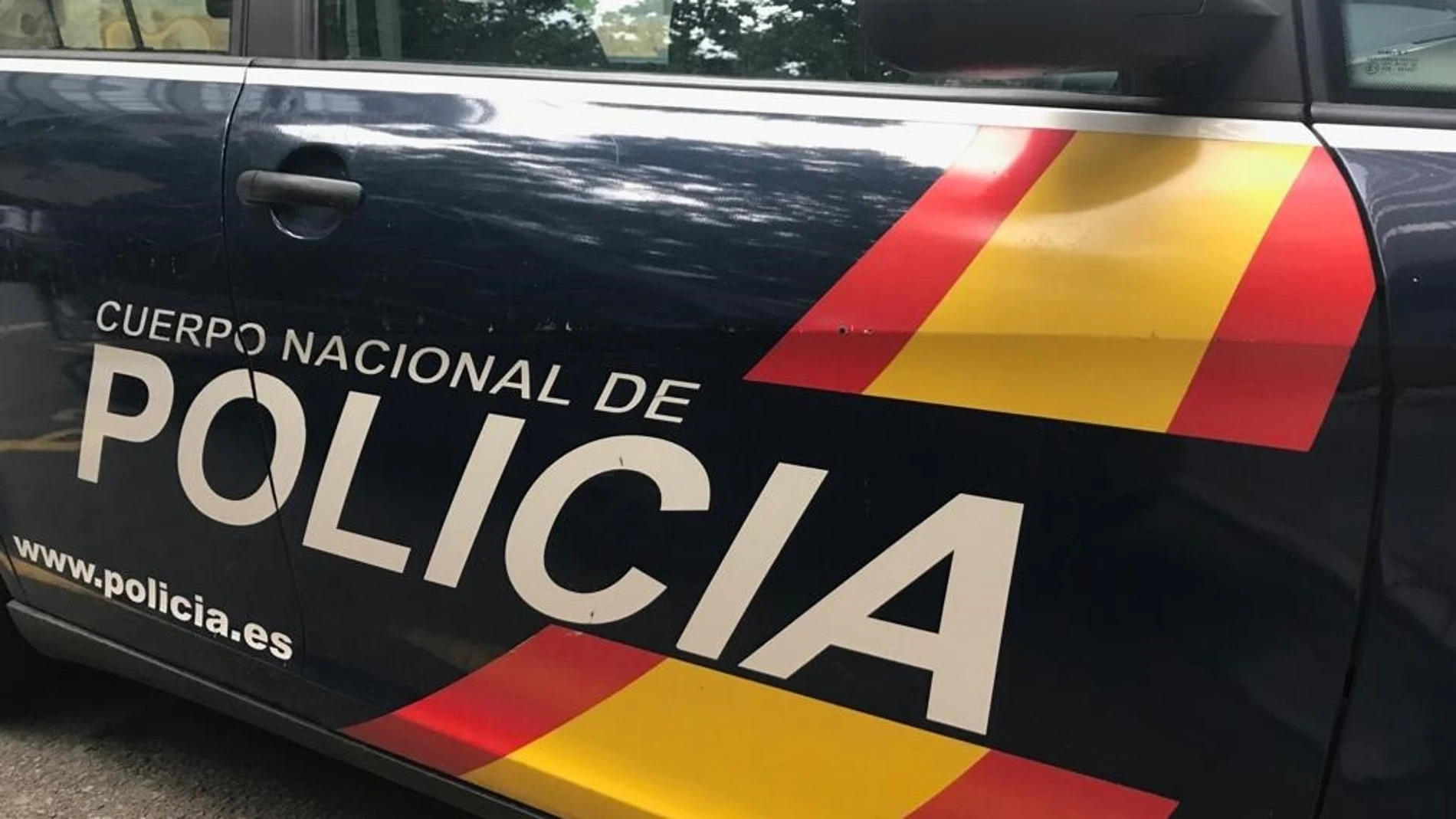 Detenida una mujer en Palma de Mallorca por clavar unas tijeras en los genitales a su expareja