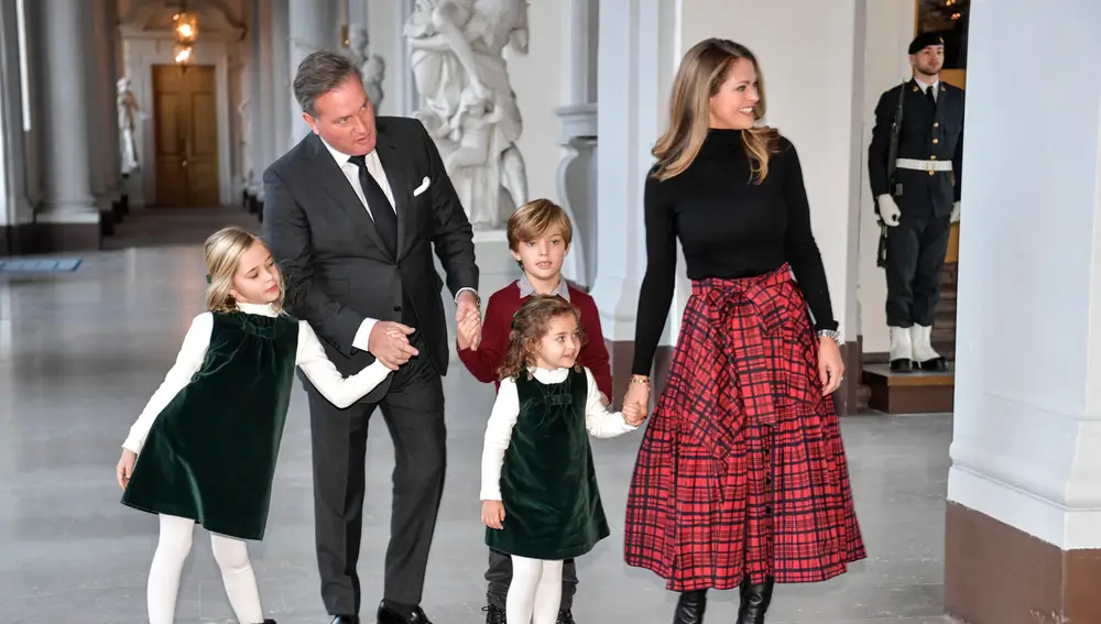 princesa Magdalena de Suecia y su familia