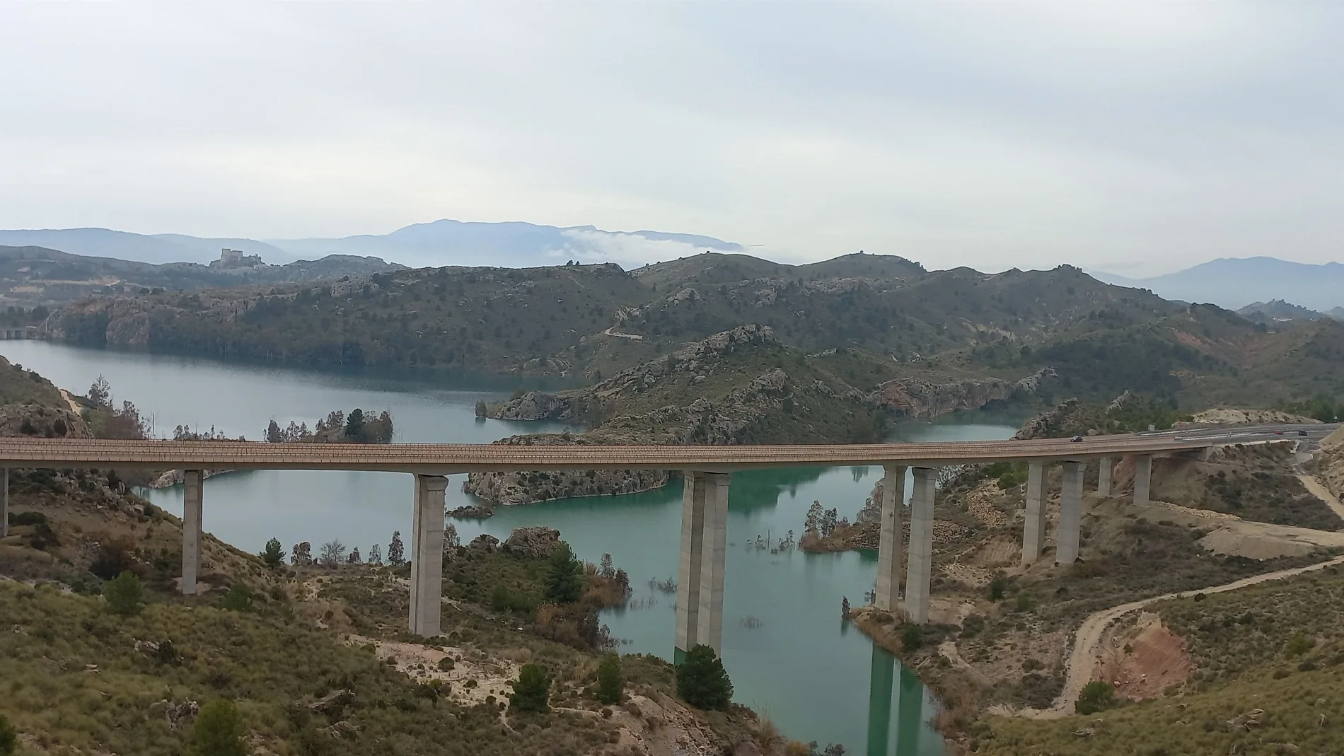 Hallan el cadáver del bañista desaparecido en el embalse de la Cierva