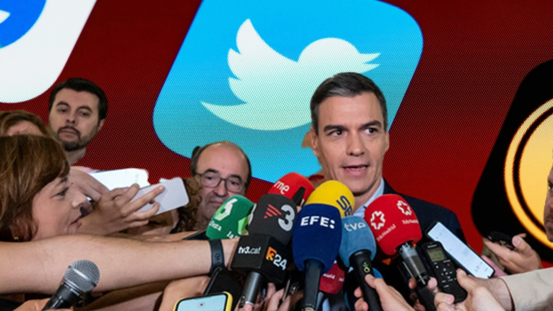 El hilo viral que recrea una entrevista virtual a Sánchez contestando solo con sus tuits del pasado 