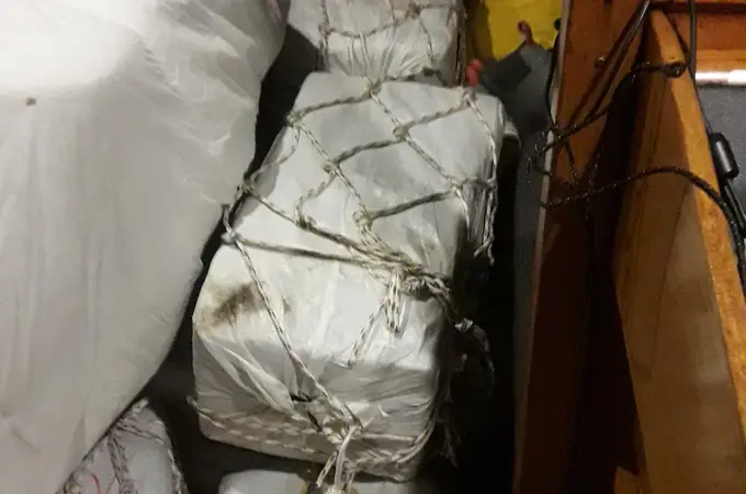 Interceptados 2.000 kilos de cocaína oculta en el tanque de un buque de Tenerife