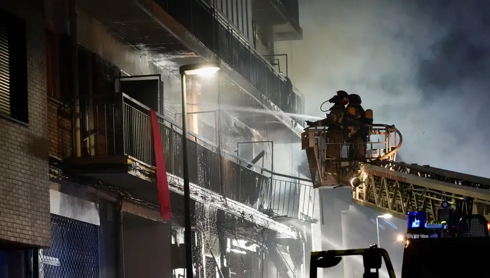 Fuerte explosión de gas en un edificio de viviendas de la calle Goya en Valladolid